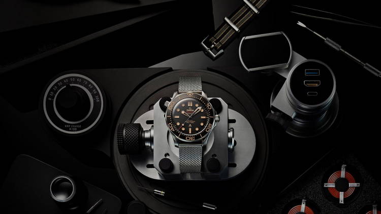 New james bond watch 2018 online